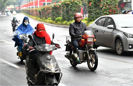 雨夾雪，冷冷冷