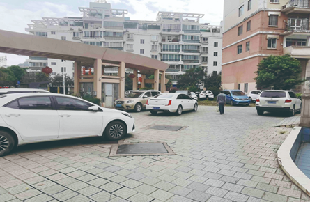 云龍社區稱此路已申請納入老舊小區改造的內容