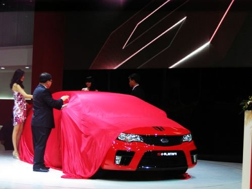 進口起亞跑車SHUMA亮相 正式定名“速邁”